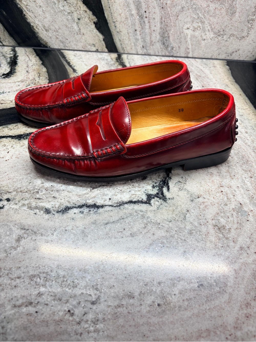 Tod’s Women’s Red Leather Penny Loafers Italy EU 38 US 8 Driving Shoes - Picture 3 of 11
